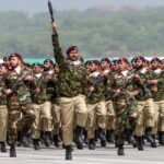 ابرار احمد کی ہنڈرڈ لیگ میں شمولیت پر سنیل گواسکر پھٹ پڑے