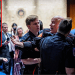 خلیج میں امریکی آئل ٹینکر کو نشانہ بنایا ہے,آبنائے ہرمز پر مکمل کنٹرول :پاسداران انقلاب کا دعویٰ