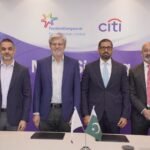 ایپل کی کمان بدل گئی، کیا کمپنی دنیا کو ایک بار پھر حیران کرنے والی ہے؟