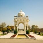 وزیراعظم شہباز شریف کا دو سال میں طلبہ کو 5 لاکھ کروم بکس دینے کا اعلان,پرائیویٹ سکول اوٹ